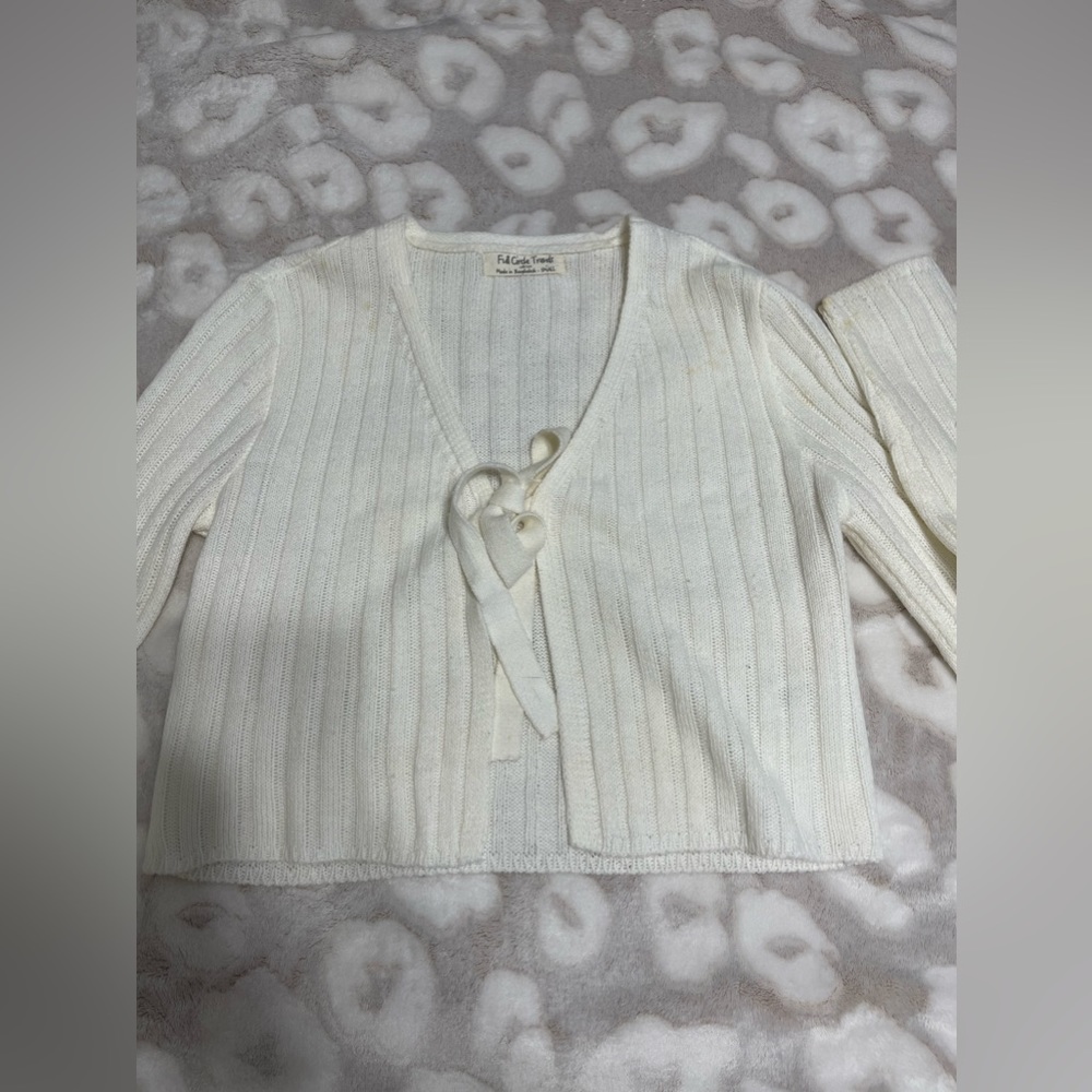 Crop sweater